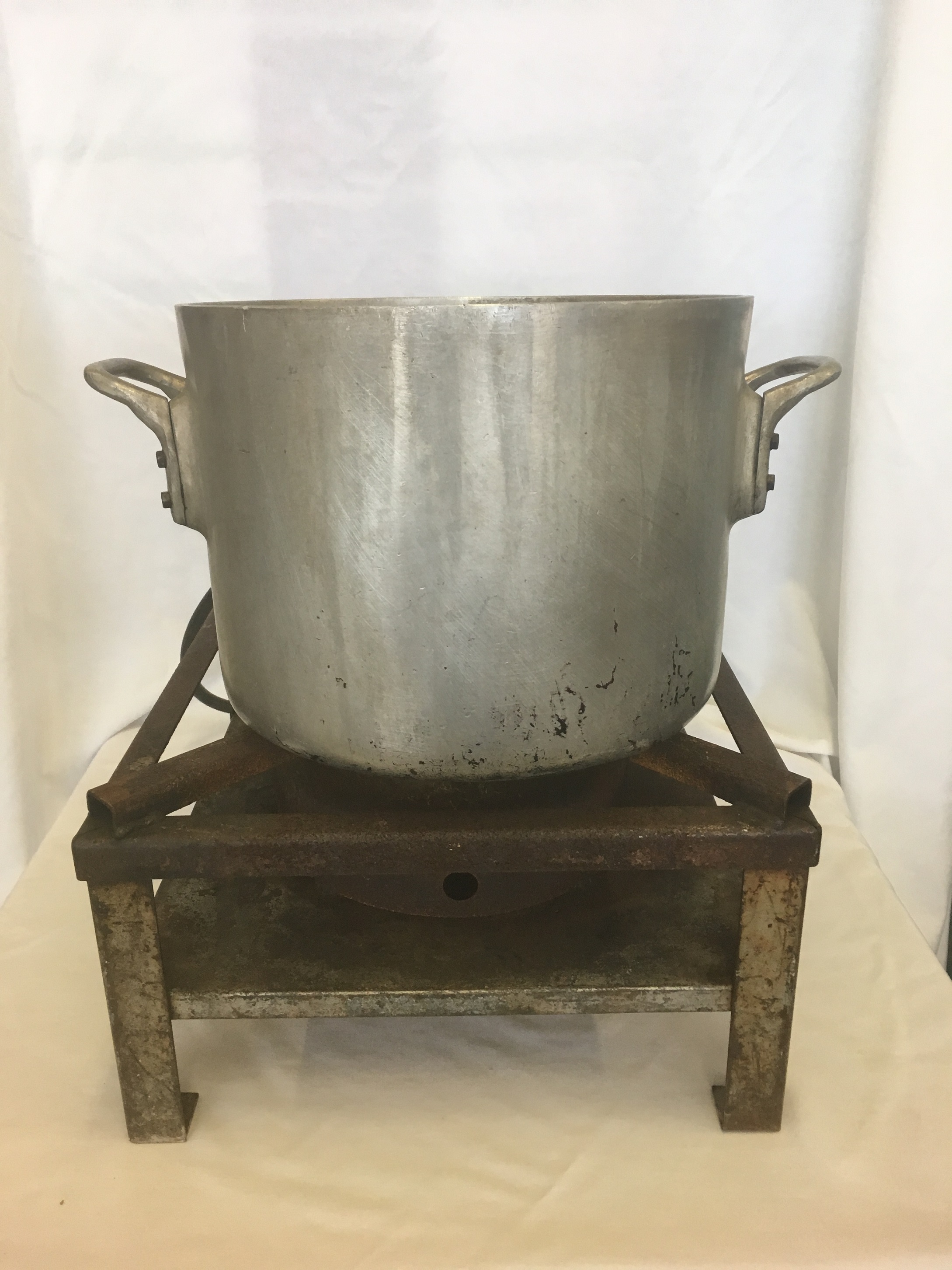 Propane Hot Pot Cooker & Pot rental in Orillia